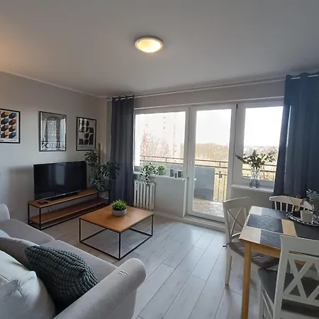 Apartment Jawornicka 7 / Grunwald *