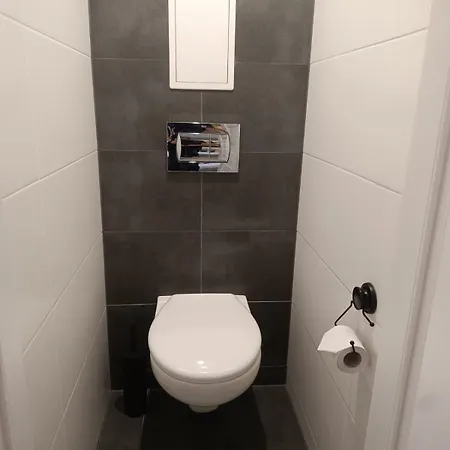 Apartment Jawornicka 7 / Grunwald Poznan